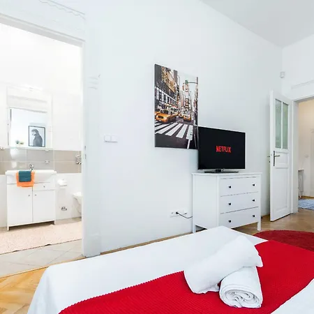 2bdr Old Town Square W Fast Wi-fi Praga