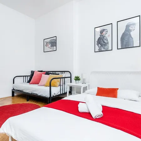 2bdr Old Town Square W Fast Wi-fi Apartamento *