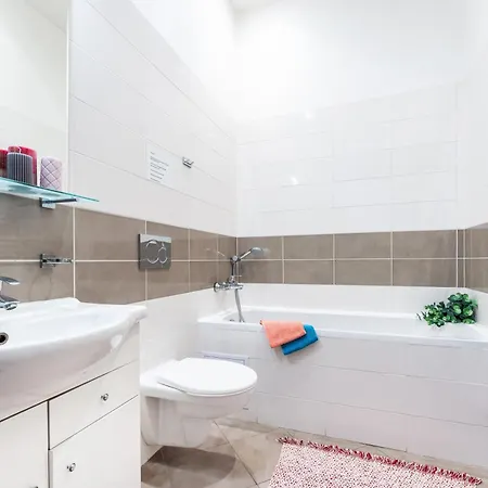 2bdr Old Town Square W Fast Wi-fi Apartamento