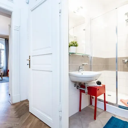 Apartamento 2bdr Old Town Square W Fast Wi-fi *