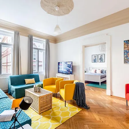 Apartamento 2bdr Old Town Square W Fast Wi-fi