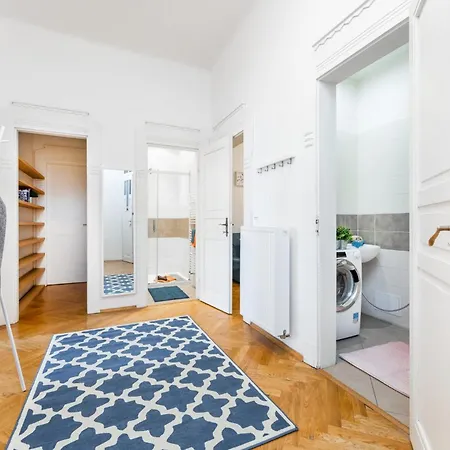 2bdr Old Town Square W Fast Wi-fi Apartamento *