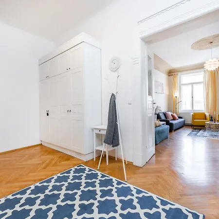 Apartamento 2bdr Old Town Square W Fast Wi-fi Praga