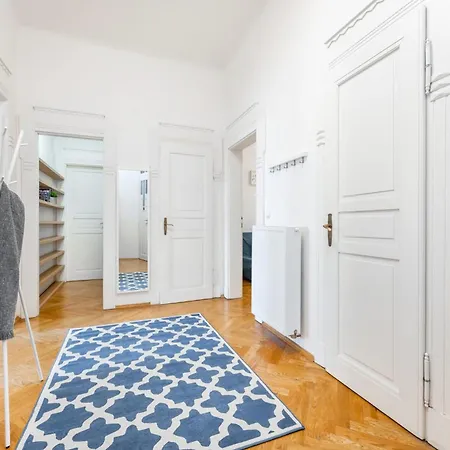 Apartamento 2bdr Old Town Square W Fast Wi-fi Praga